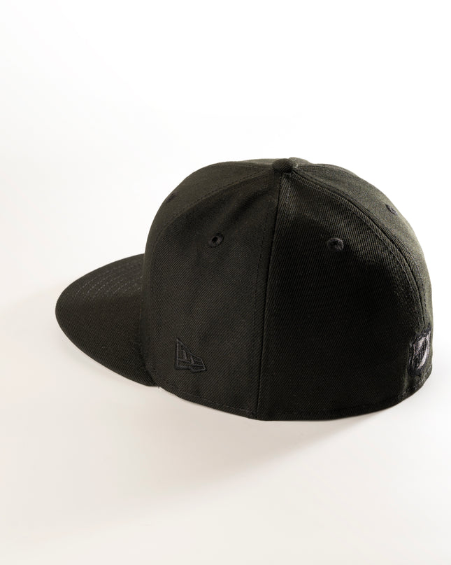 TORONTO MAPLE LEAFS BLACKOUT 59FIFTY FITTED HAT