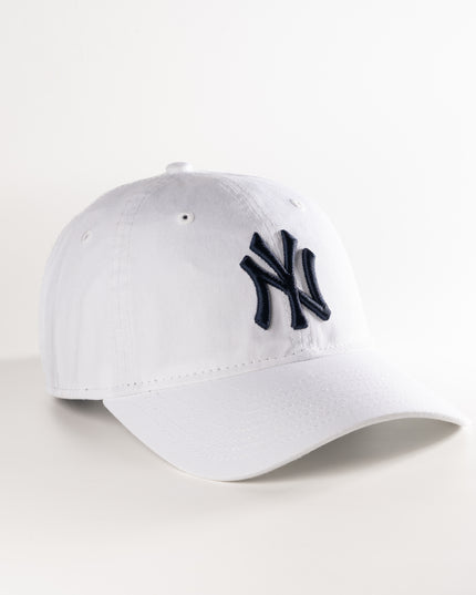 NEW YORK YANKEES OPTIC WHITE 9TWENTY ADJUSTABLE HAT