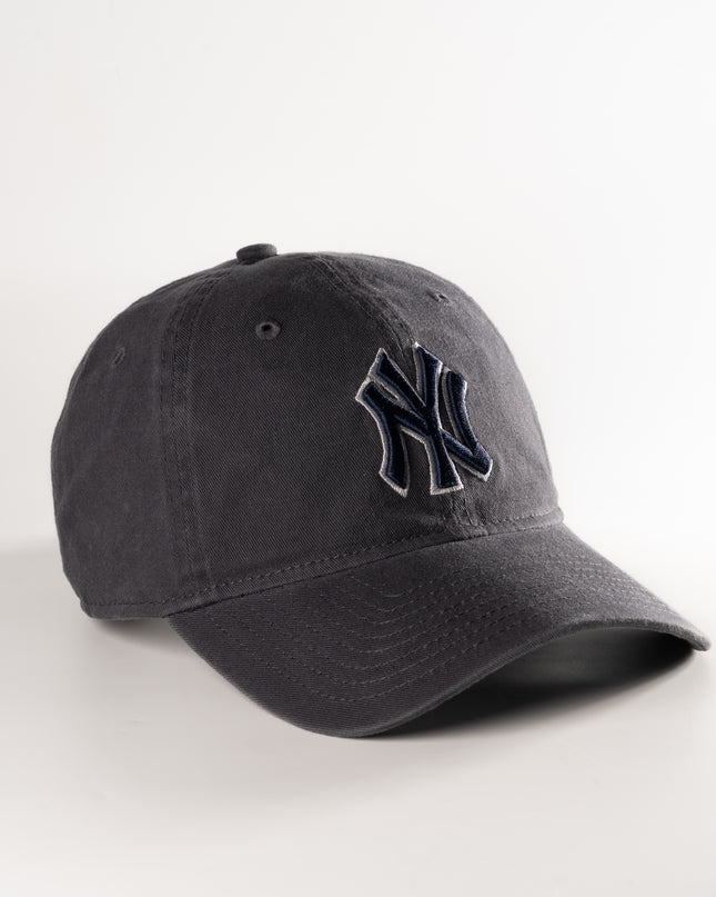 New Era New York Yankees Graphite 9Twenty Adjustable Hat