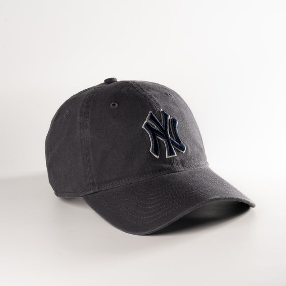 New Era New York Yankees Graphite 9Twenty Adjustable Hat