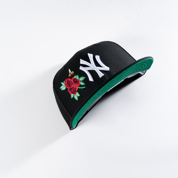 New Era New York Yankees Thorn and Sting 59Fifty Fitted Hat