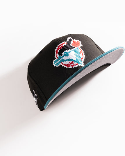New Era Toronto Blue Jays 2Tone Pixel 59Fifty Fitted Hat MLB