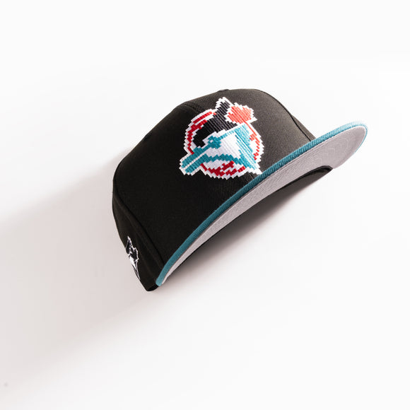 New Era Toronto Blue Jays 2Tone Pixel 59Fifty Fitted Hat MLB