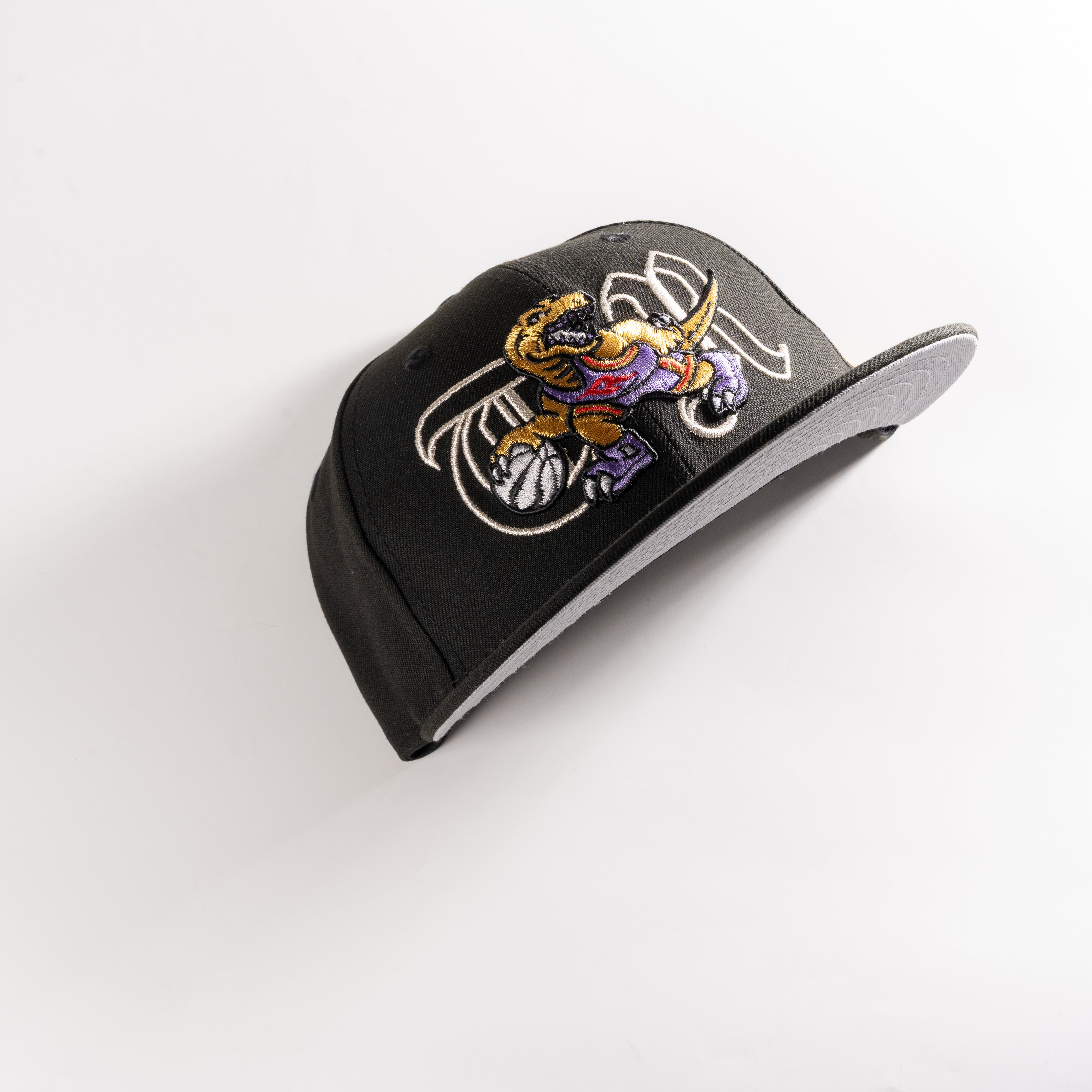 TORONTO RAPTORS TR GOLD 59FIFTY FITTED HAT – Anthem Shop