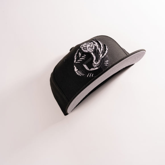 New Era Vancouver Grizzlies Clawed 59Fifty Fitted Hat